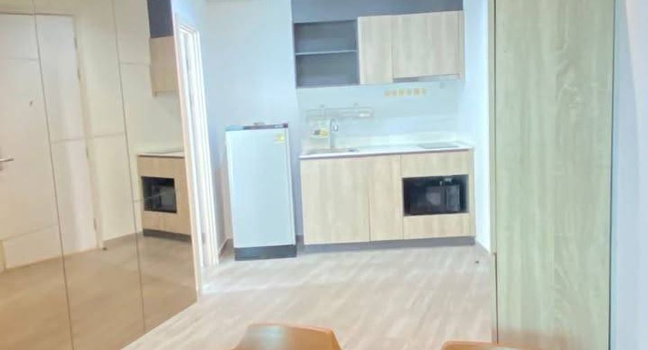 For rent 2 bedrooms condo in Phasi Charoen, Bangkok