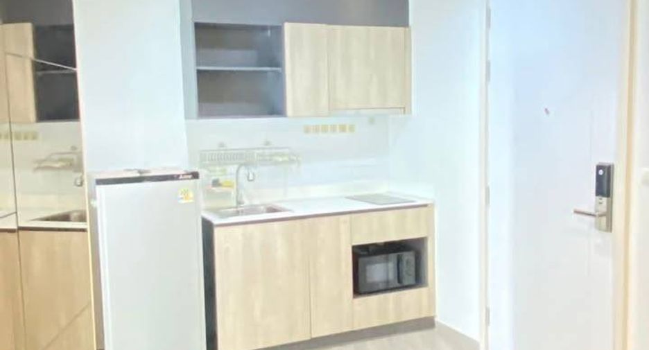 For rent 2 bedrooms condo in Phasi Charoen, Bangkok