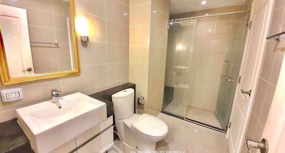 For rent 1 bed condo in Huai Khwang, Bangkok