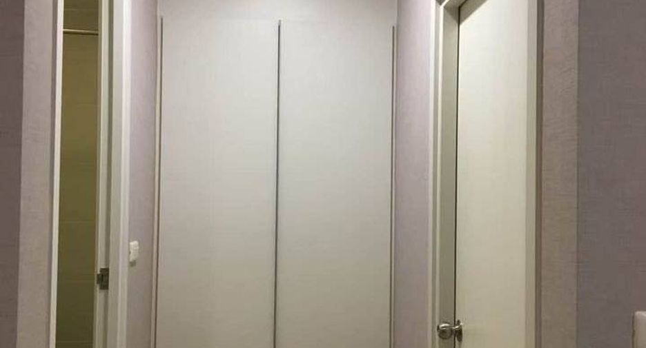 For rent 2 bedrooms condo in Bang Phlat, Bangkok