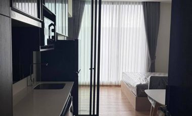 For rent 1 bed condo in Phaya Thai, Bangkok