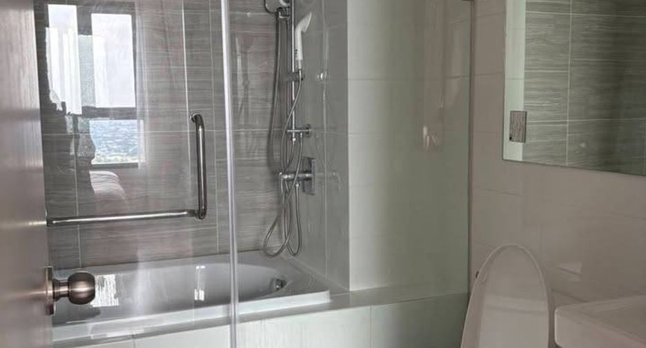 Wohnung zur Miete mit 2 Zimmer in Watthana, Bangkok