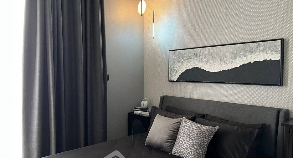 For rent 2 bedrooms condo in Khlong San, Bangkok