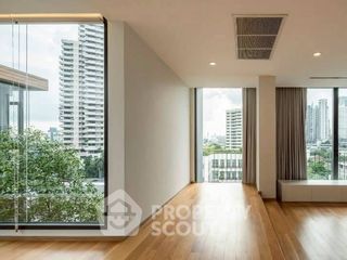 Apartment zur Miete mit 4 Zimmer in Khlong Toei, Bangkok