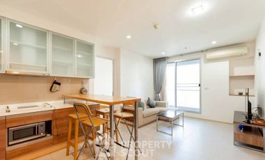 Condo en alquiler de 2 habitaciones en Phra Khanong, Bangkok