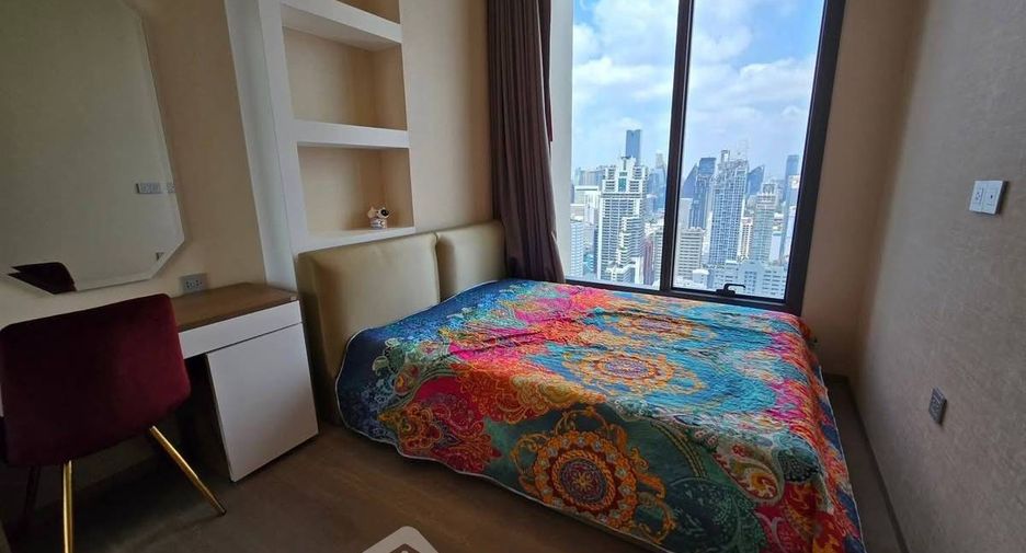 For rent 2 bedrooms condo in Watthana, Bangkok