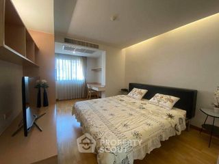 For rent 3 bedrooms condo in Phra Khanong, Bangkok