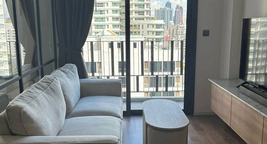 For rent 1 bed condo in Khlong Toei, Bangkok