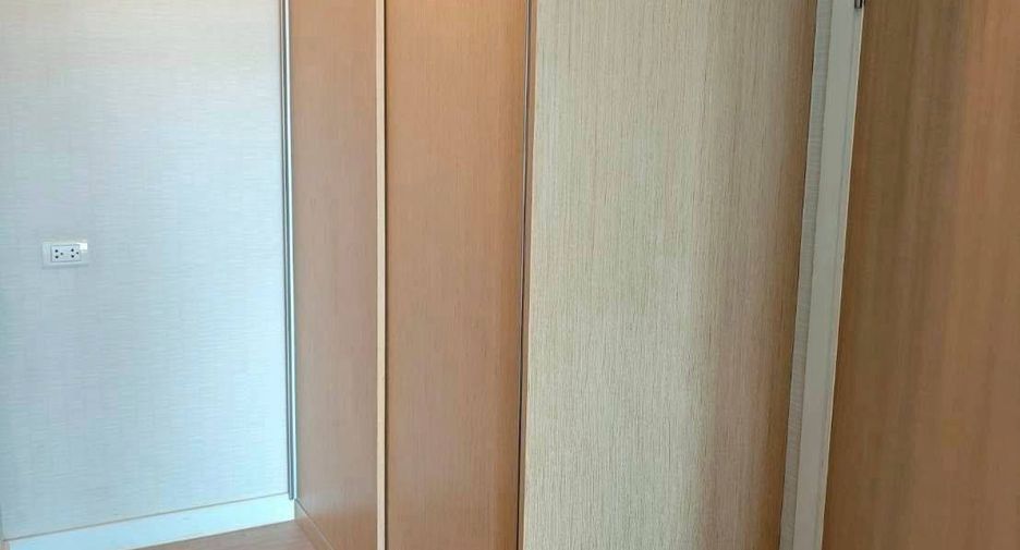 For rent 1 bed apartment in Watthana, Bangkok