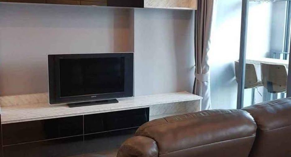 For rent 1 bed condo in Bang Rak, Bangkok