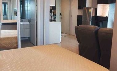 Condo en alquiler de 1 habitaciones en Bang Rak, Bangkok