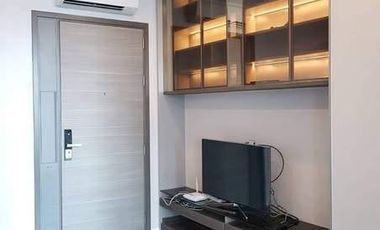 Condo en alquiler de 1 habitaciones en Khlong Toei, Bangkok