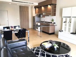 Condo en alquiler de 2 habitaciones en Khlong Toei, Bangkok
