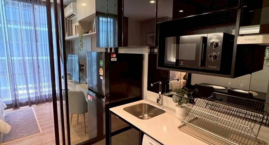 For rent 1 bed condo in Phaya Thai, Bangkok
