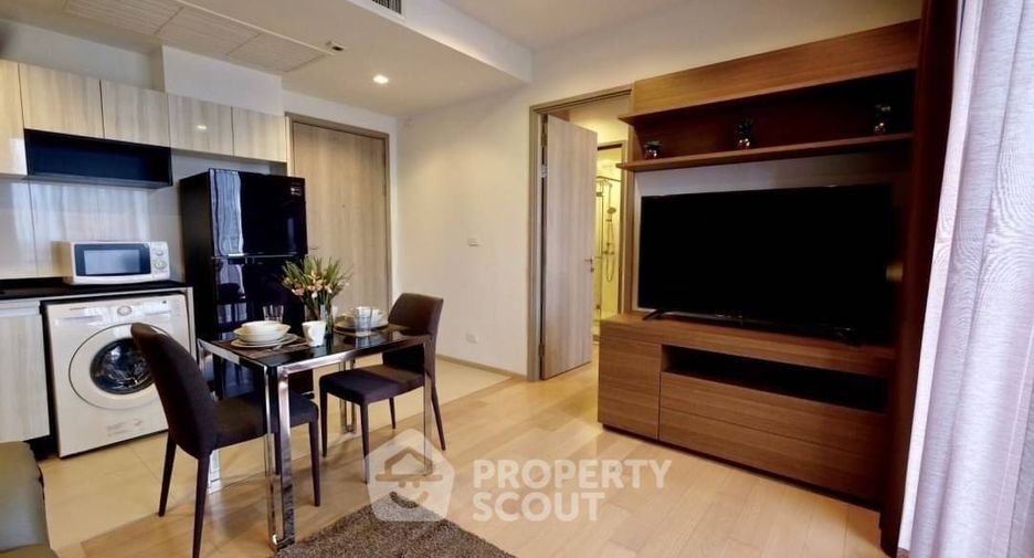 For rent 1 bed condo in Watthana, Bangkok