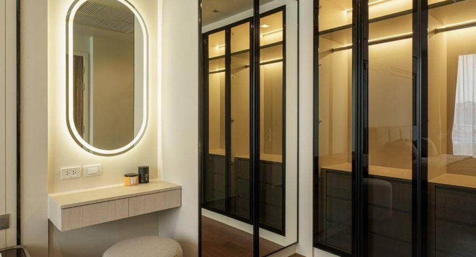 Condo en alquiler de 2 habitaciones en Khlong Toei, Bangkok