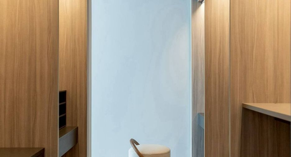 Wohnung zur Miete mit 3 Zimmer in Pathum Wan, Bangkok