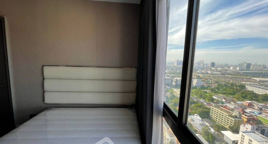 For rent 2 bedrooms condo in Phaya Thai, Bangkok