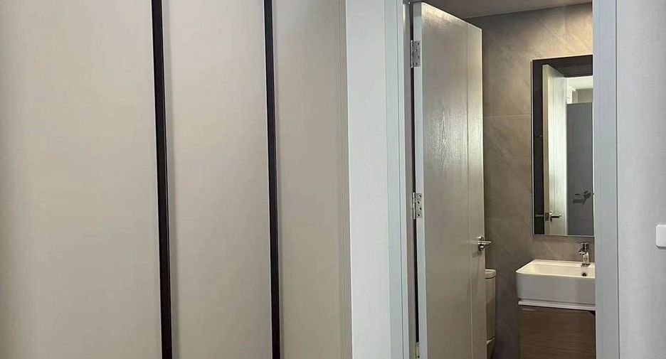 Wohnung zur Miete mit 2 Zimmer in Bang Rak, Bangkok