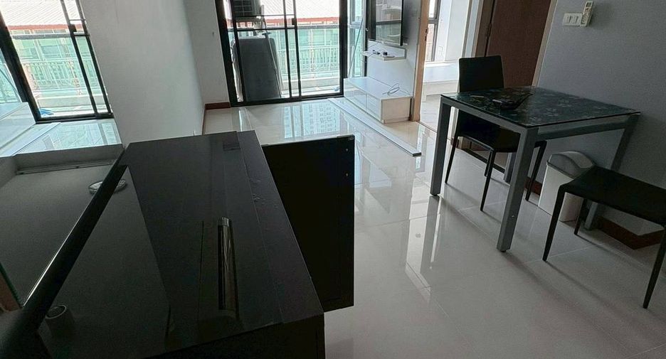 For rent 1 bed condo in Watthana, Bangkok