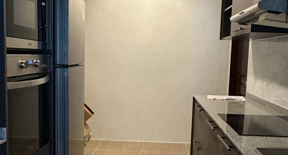 Wohnung zur Miete mit 3 Zimmer in Pathum Wan, Bangkok