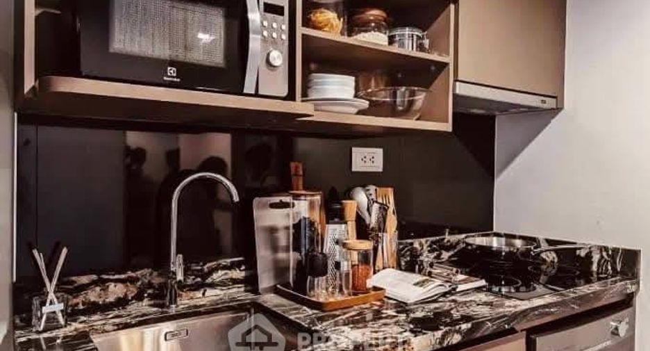 For rent 1 bed condo in Khlong Toei, Bangkok