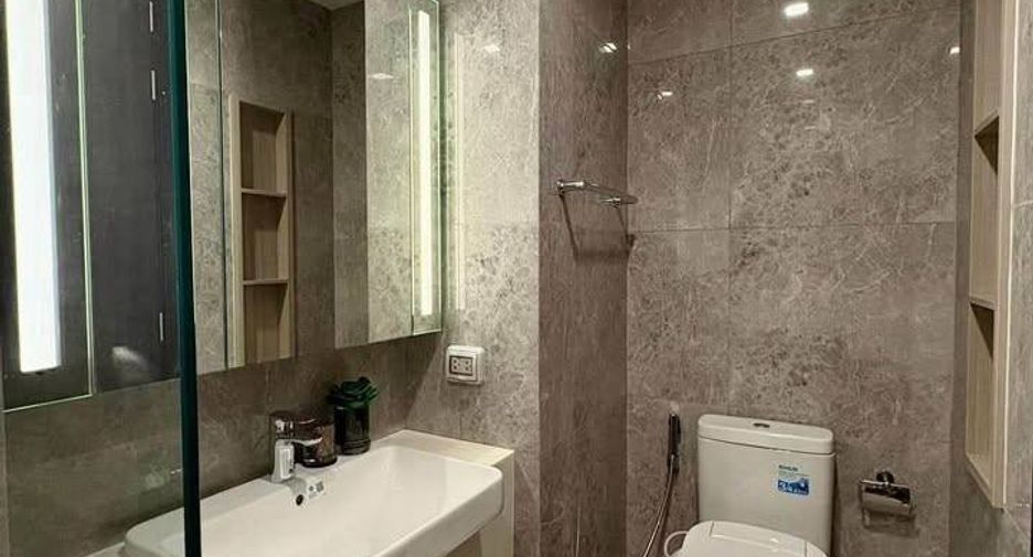 For rent 1 bed condo in Phaya Thai, Bangkok