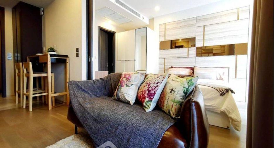 For rent 1 bed condo in Khlong Toei, Bangkok