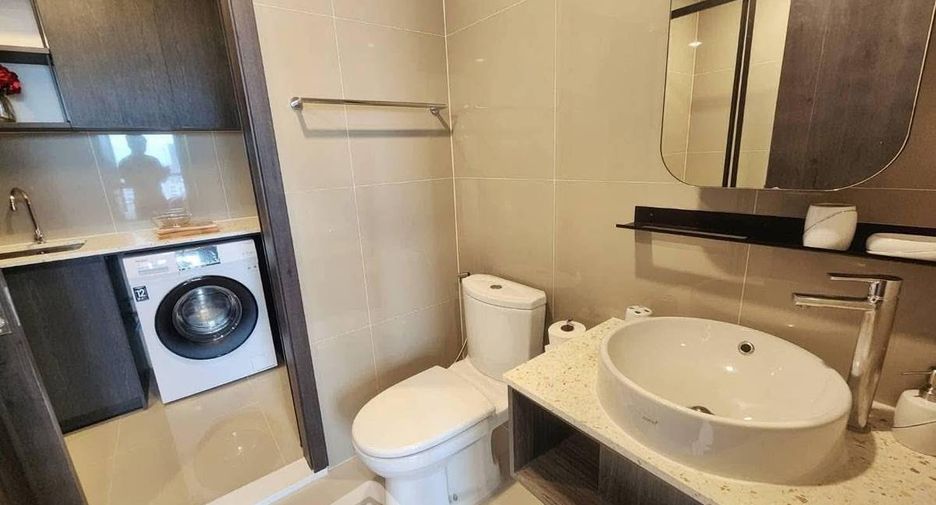 Condo en alquiler de 1 habitaciones en Huai Khwang, Bangkok