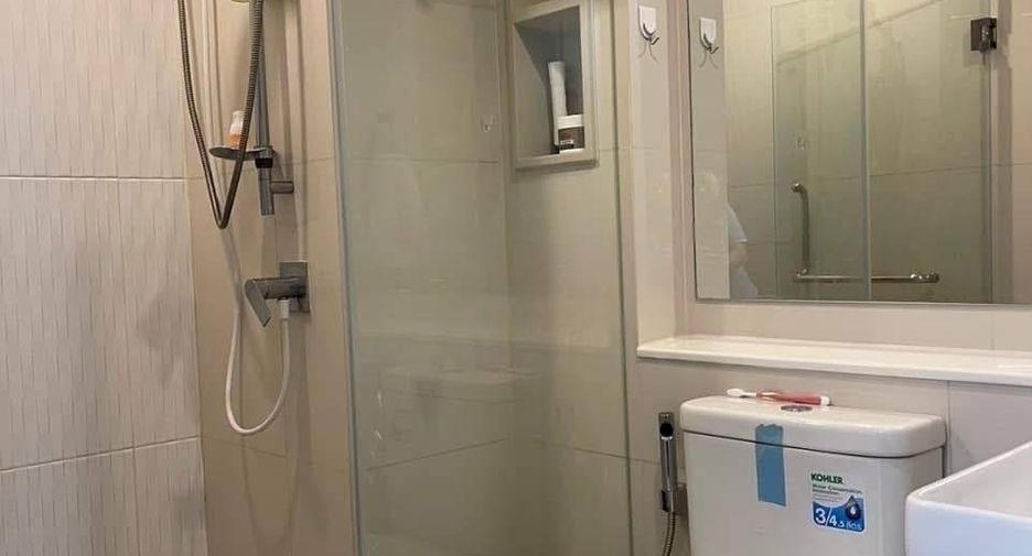 For rent 1 bed condo in Huai Khwang, Bangkok