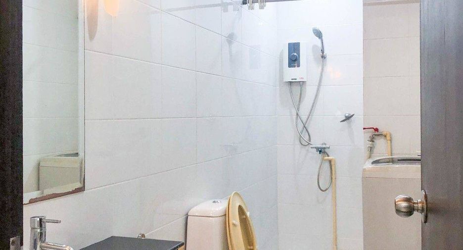 Wohnung zur Miete mit 2 Zimmer in Khlong Toei, Bangkok