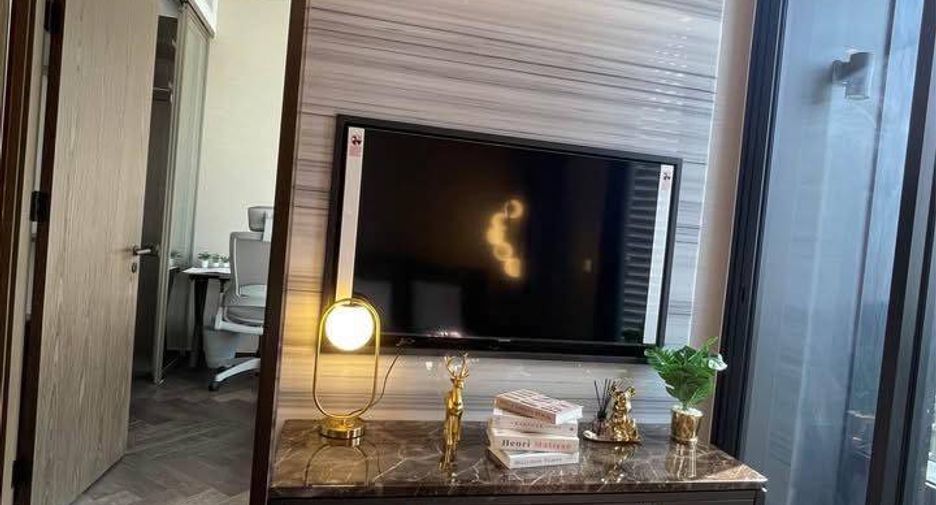 For rent 1 bed condo in Khlong Toei, Bangkok