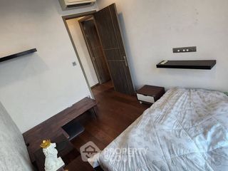 Аренда 2 спальни кондо в Ратчатхещи, Бангкок