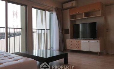 For rent 2 ベッドルーム condo in Huai Khwang, Bangkok