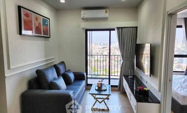 For rent 2 bedrooms condo in Khlong San, Bangkok