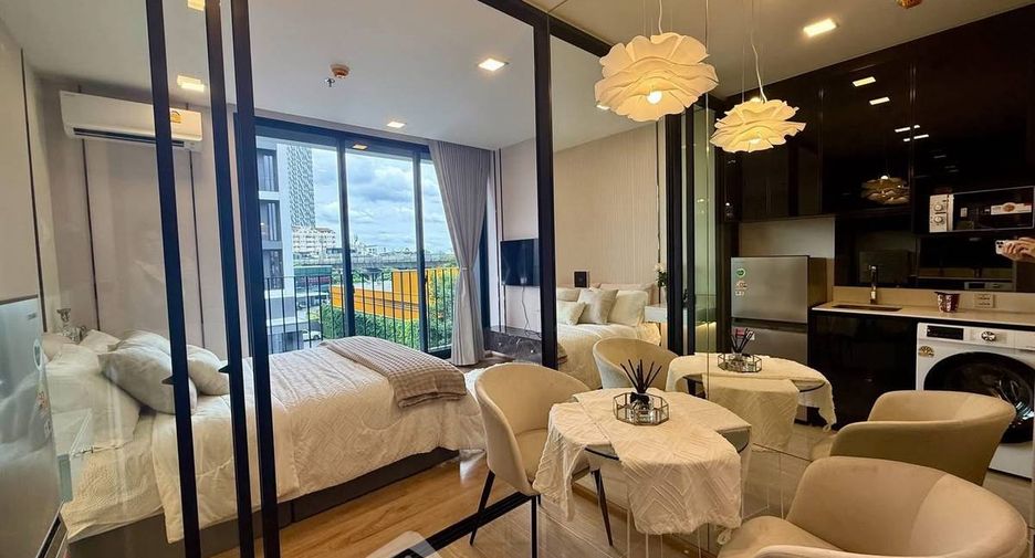 For rent 1 bed condo in Phaya Thai, Bangkok