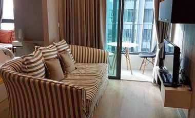 Wohnung zur Miete mit 1 Zimmer in Bang Rak, Bangkok