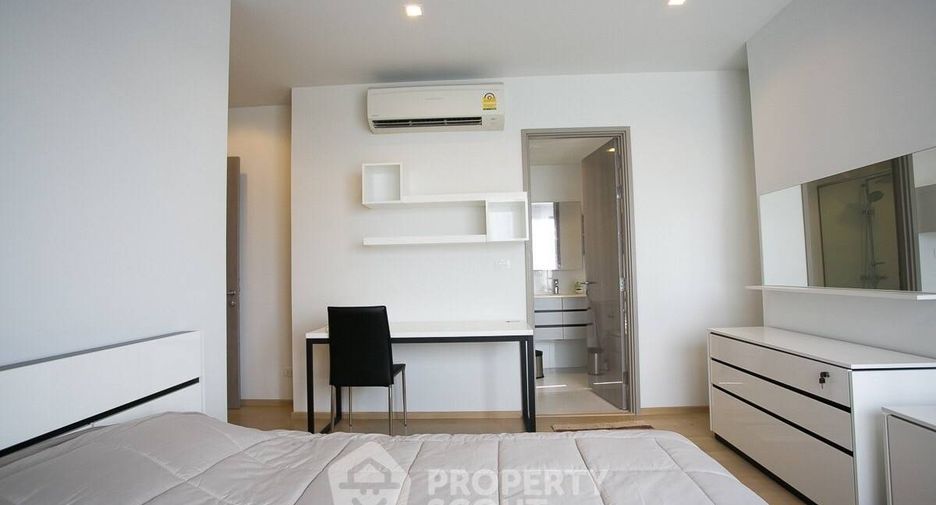 For rent 2 bedrooms condo in Watthana, Bangkok