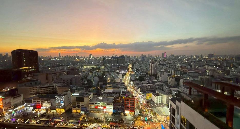 For rent 1 bed condo in Huai Khwang, Bangkok