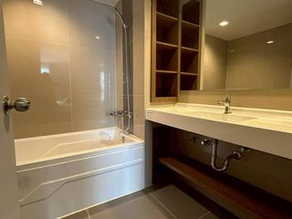For rent 1 bed condo in Phra Khanong, Bangkok