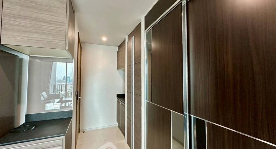 Wohnung zur Miete mit 1 Zimmer in Khlong Toei, Bangkok
