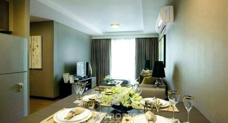 For rent 2 bedrooms condo in Phaya Thai, Bangkok
