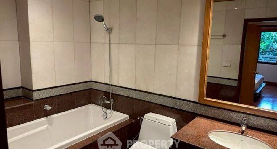 For rent 1 bed condo in Yan Nawa, Bangkok