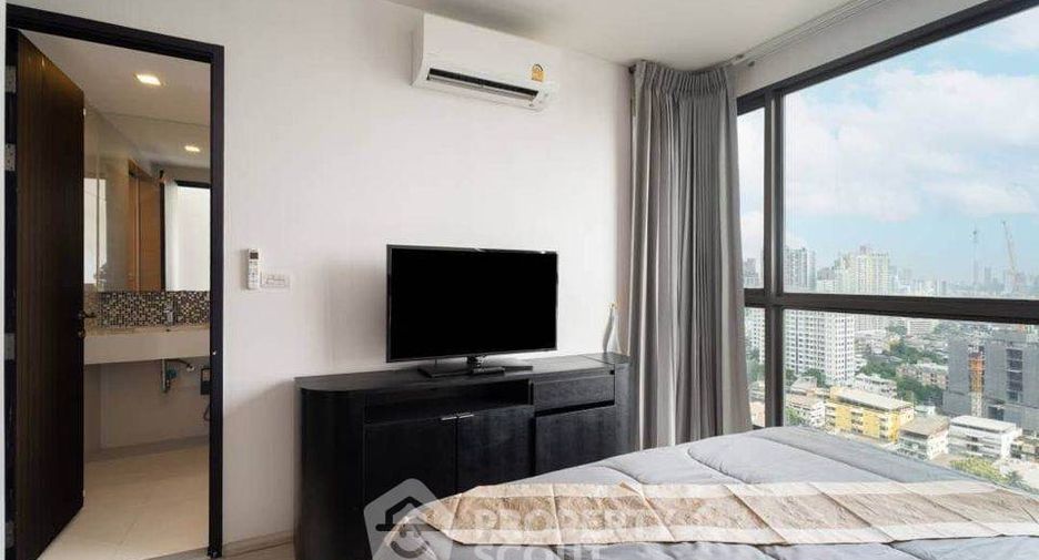 For rent 2 bedrooms condo in Khlong Toei, Bangkok