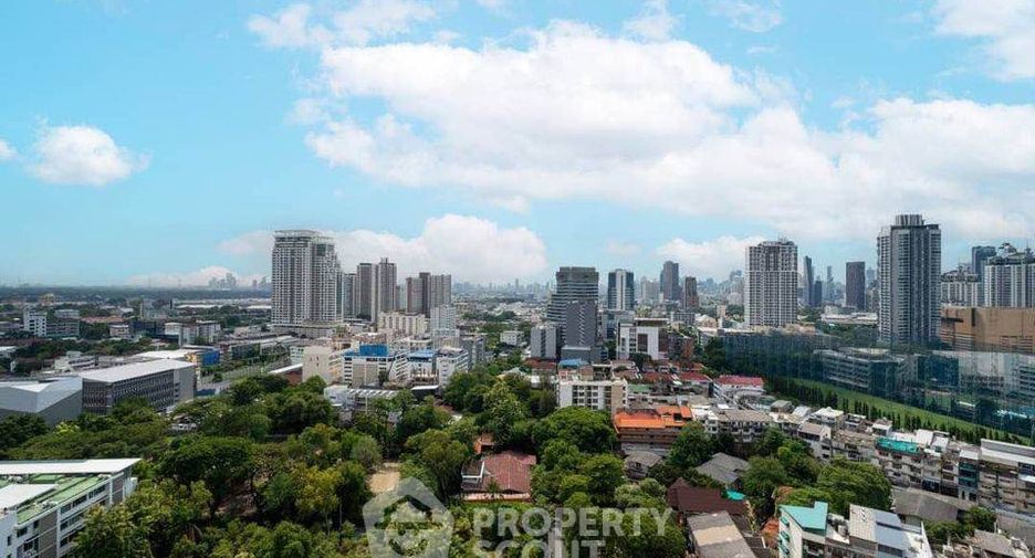 For rent 2 bedrooms condo in Khlong Toei, Bangkok
