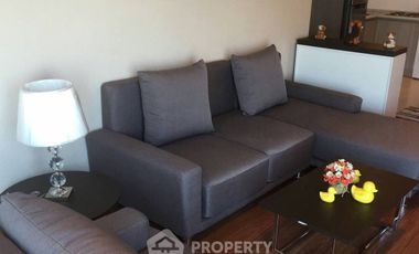 For rent 2 bedrooms condo in Huai Khwang, Bangkok