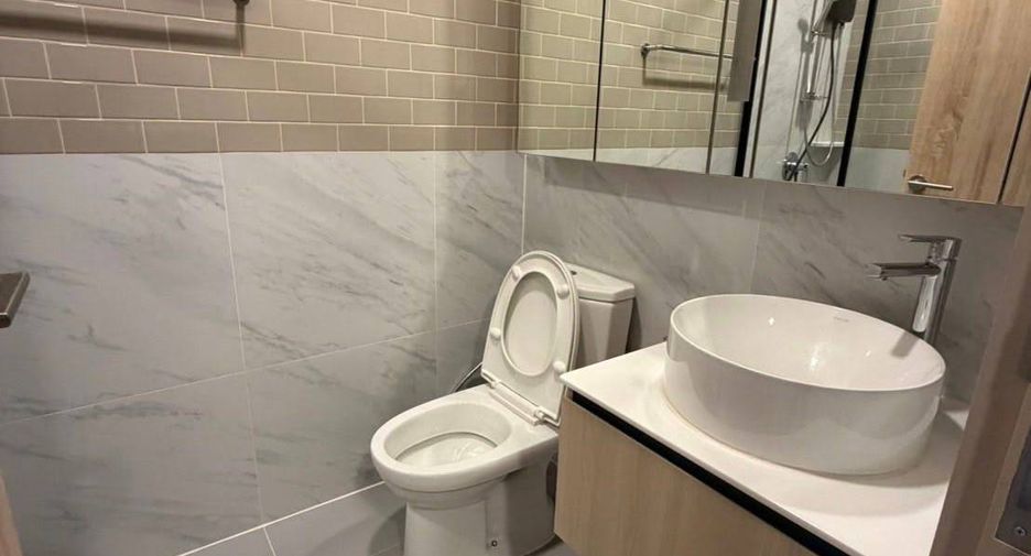 For rent 1 bed condo in Ratchathewi, Bangkok