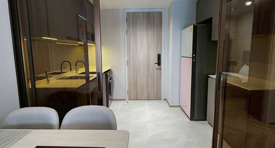 Wohnung zur Miete mit 2 Zimmer in Watthana, Bangkok