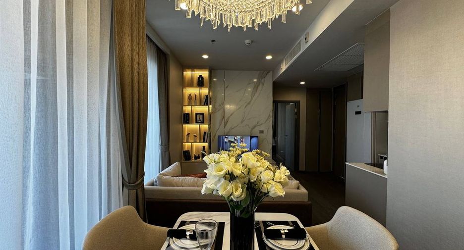 For rent 2 bedrooms condo in Khlong Toei, Bangkok
