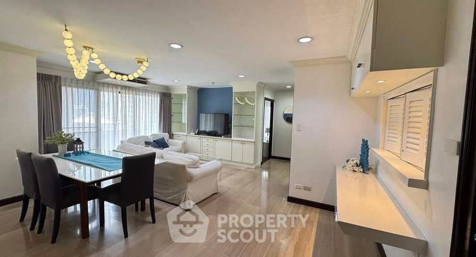 For rent 3 bedrooms condo in Watthana, Bangkok